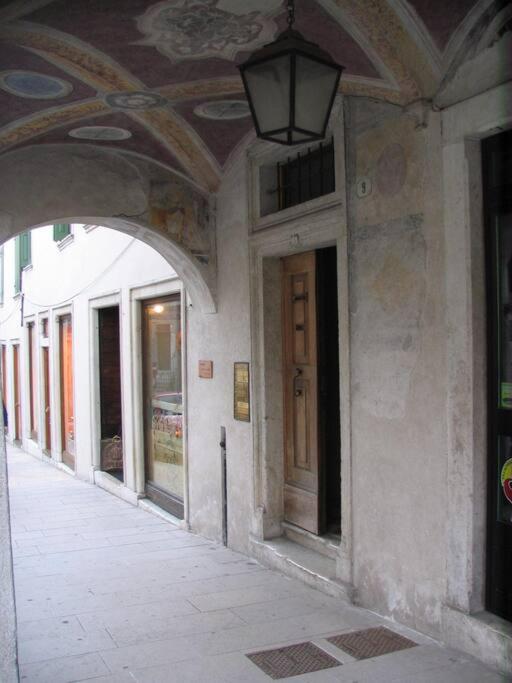 Loft Overlooking The Old Town . فيلتري المظهر الخارجي الصورة