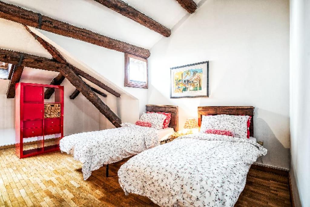 Loft Overlooking The Old Town . فيلتري المظهر الخارجي الصورة