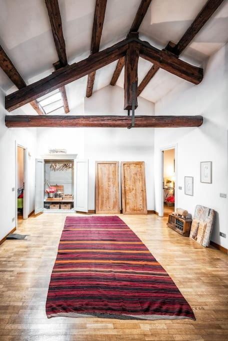 Loft Overlooking The Old Town . فيلتري المظهر الخارجي الصورة