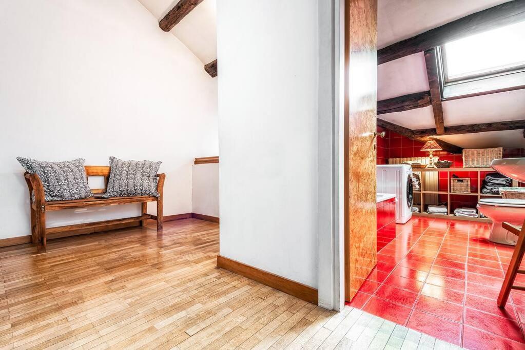 Loft Overlooking The Old Town . فيلتري المظهر الخارجي الصورة