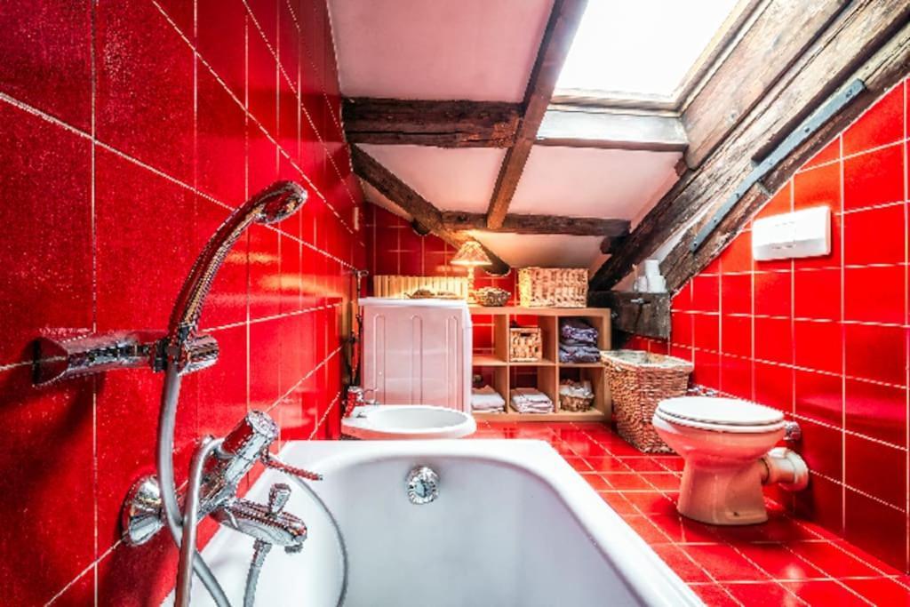 Loft Overlooking The Old Town . فيلتري المظهر الخارجي الصورة