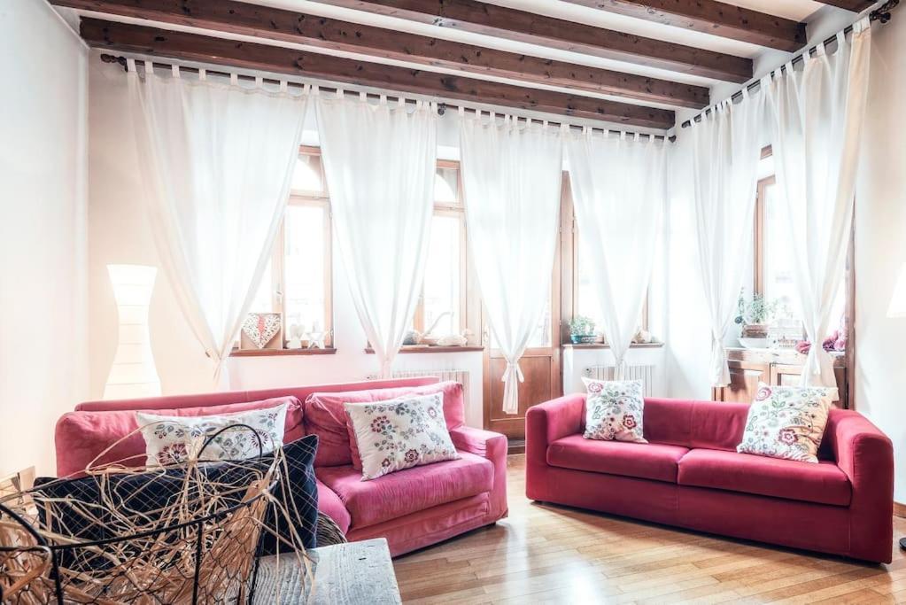 Loft Overlooking The Old Town . فيلتري المظهر الخارجي الصورة