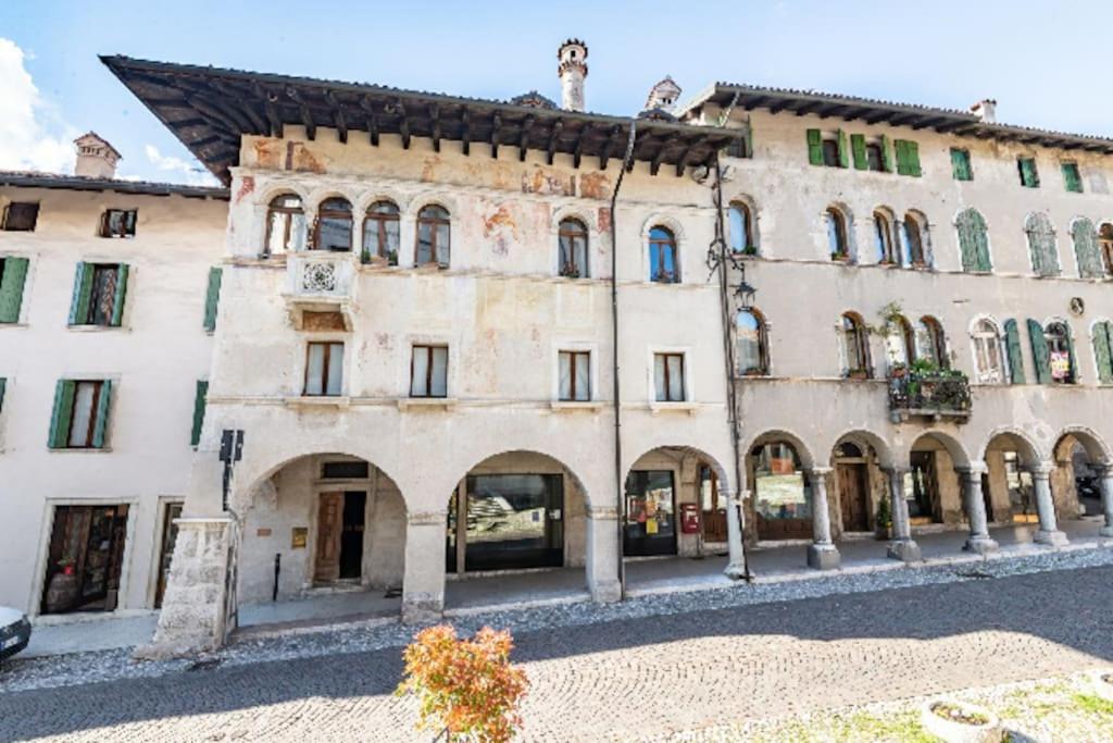 Loft Overlooking The Old Town . فيلتري المظهر الخارجي الصورة